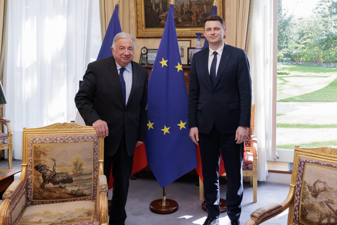 Vizita oficială la Paris a președintelui interimar al Senatului, Mircea Abrudean